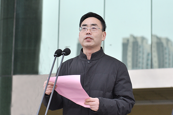 校党委副书记杨松璋讲话