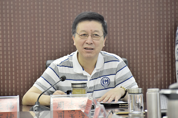 校党委书记周志远讲话